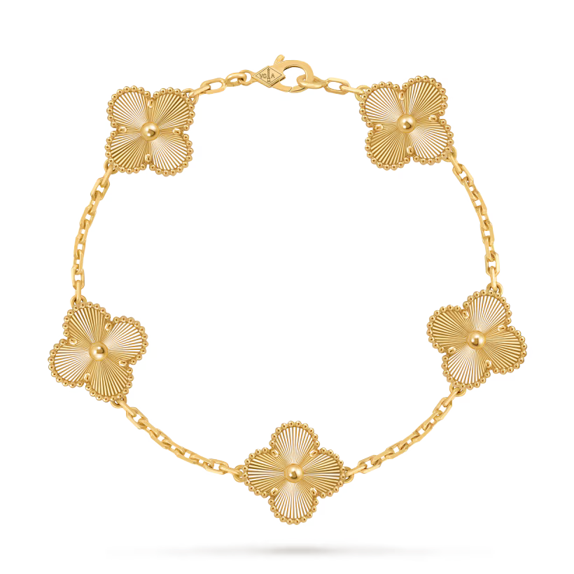 MC Clover Guilloche Bracelet in 18k Yellow Gold HK Setting